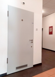 barrierefreie-Toilette-neben-der-Mensa-1