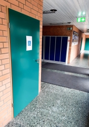 barrierefreier-Waschraum-Neue-Halle-1