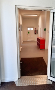 barrierefreier-Zugang-Erdgeschoss-Medienhaus-1